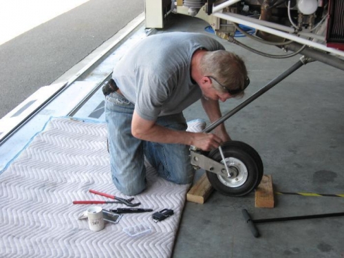 Tightening nut after removing the scale