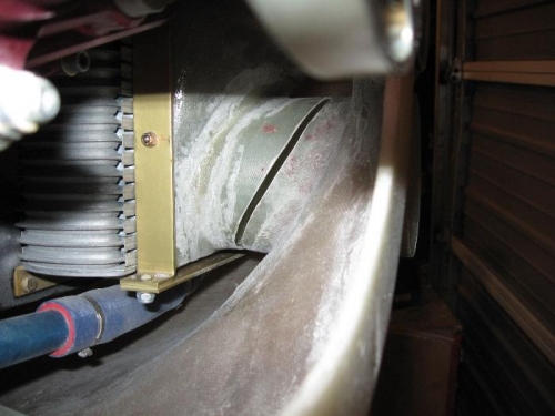 A look at the left side peeking in from the opening behind the spinner.  Gaps will have rubber sleeve.