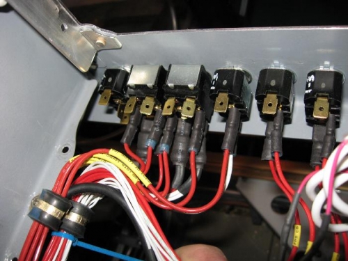 From left to right, Pos/Strobe, Taxi/Landing, and Pitot Heat