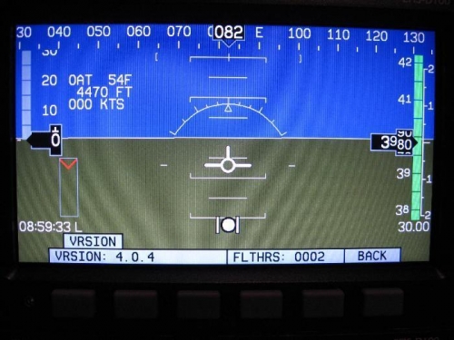 OAT working and firmware shown as 4.0.4 (that ripple in the picture is not visible on the unit)