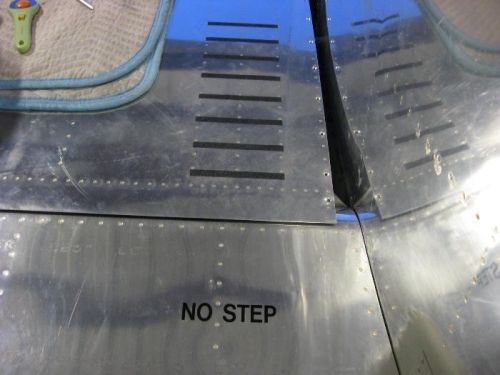 Left wing with non-skid and the 