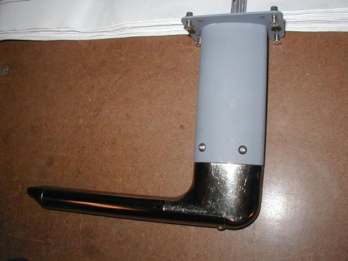 Mounting screws installed two each side of mast