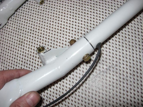 Joint for removable portion of right stick