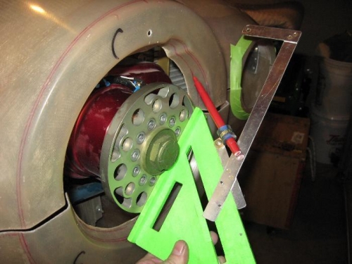 Tool shown marking the inside flange trim location.  To mark the outer ring, pen attached to outer arm