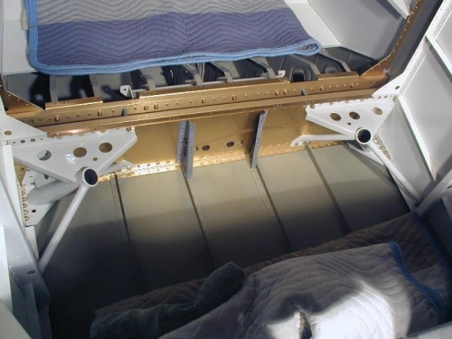 Main Gear mounts bolted back in for good