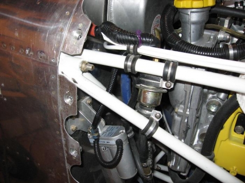 Wiring in place to the Cowl Flap actuator (lower left)