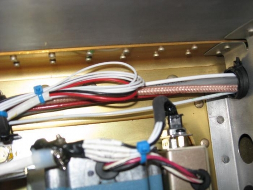 Wiring for TruTrak roll servo