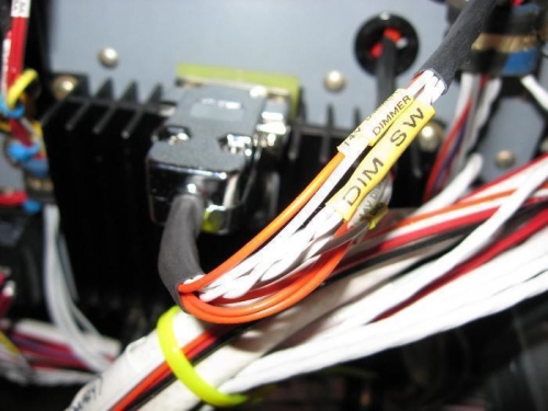 DB-9 connector in dimmer heat sink