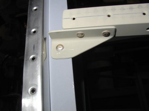 Ignore the slight smile on that F-719B R angle clip...