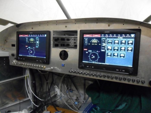 PFD and MFD powered up