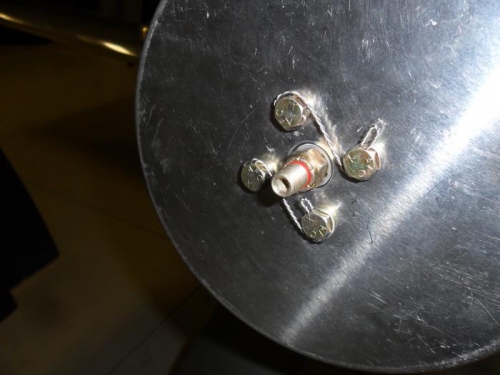 Forward spinner support plate