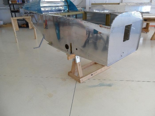 Fuselage back on stand, ready for wings