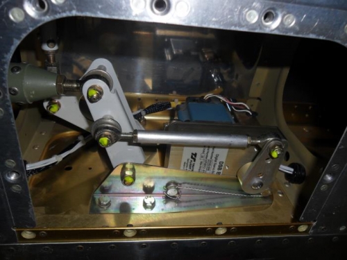 Right wing bellcrank, wire and autopilot servo