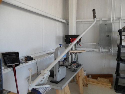 Gear leg fitted in mount