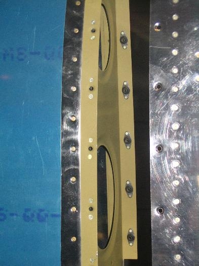 Leading edge to tank splice plate detail