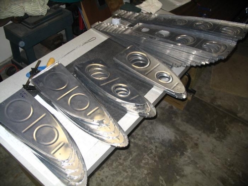 This will somehow turn into two wings!