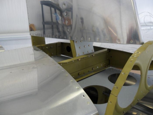 Forward view of vertical stabilizer attachment