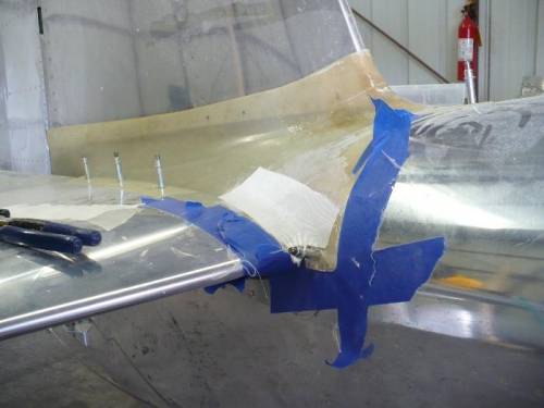 Fitting turtle deck fiberglas