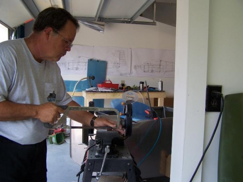 Cutting aluminum angle for bracket