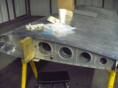 Plate nuts for faring