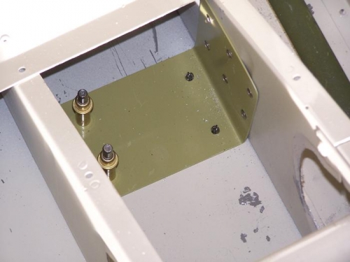 Aileron servo doubler