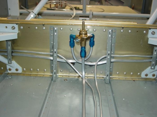 Here is the fuel valve with all the lines hooked up.