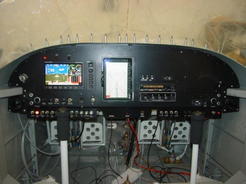 You can see the light in the upper lafe corner comes on when the power is on .