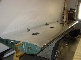 This showes the bottom of the wing finsihed.