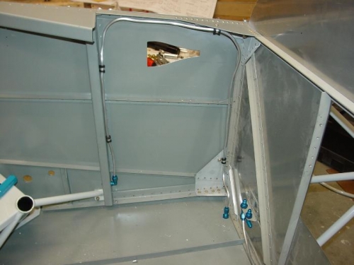 Here is the vent line on the left side of the plane.