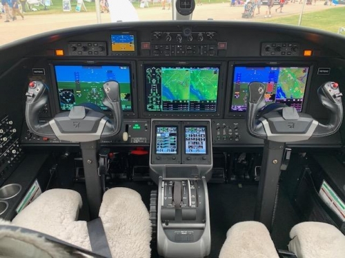 Cockpit of a 2015 Cessna Citation M2