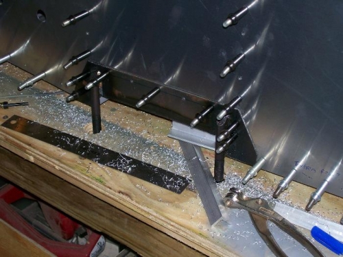 The gear fitting (Note metal shavings)