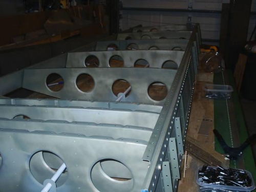 All rear ribs riveted to the main spar