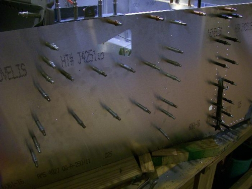 Exterior pilot's side