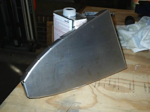 Fuel tank end - outside view