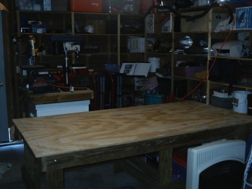 That ain't no garage - that's an airplane factory!