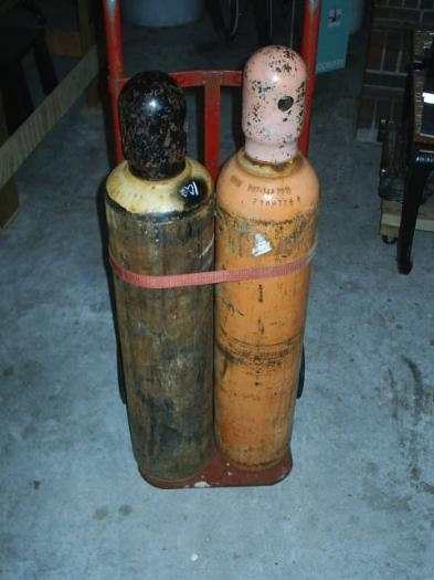 90 CF Oxygen and Acetylene tanks