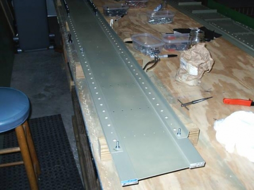 Left spar going together for riveting