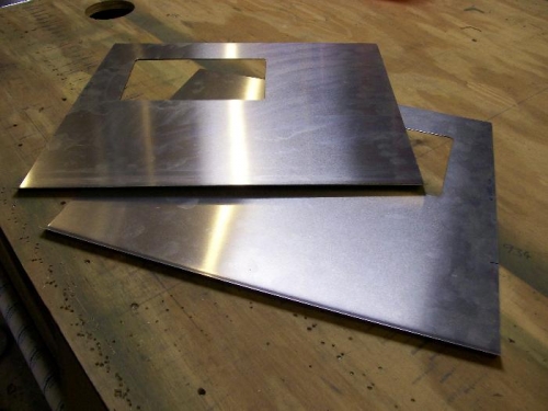 Panels with spar access door