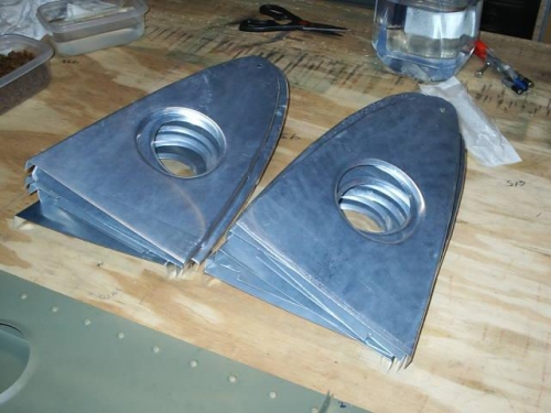 14 finished nose ribs