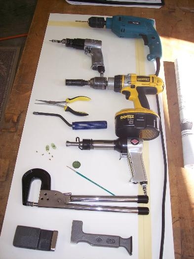 Tools for nutplate installation