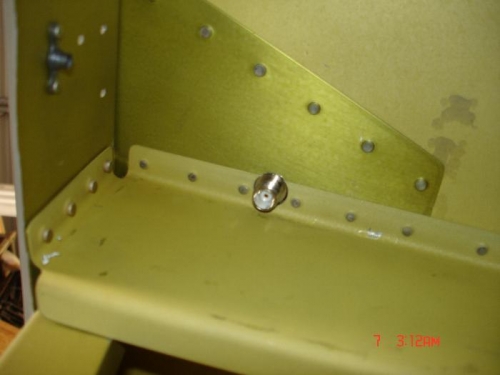 After much deliberation I fit the gps just aft of the rear window