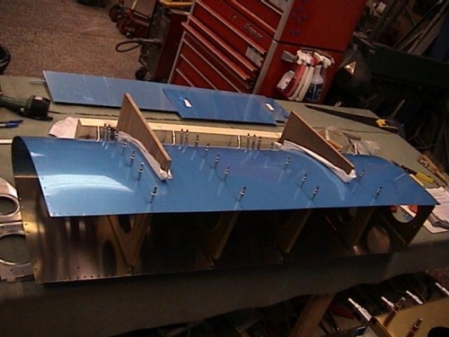 Leading edge assembly