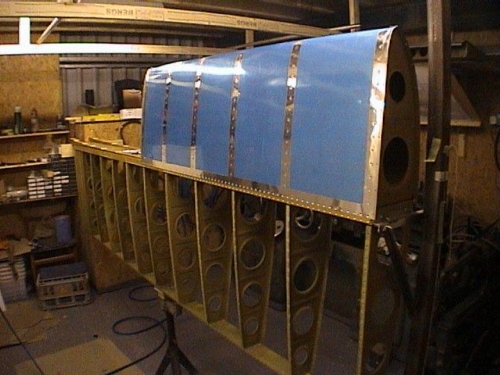 Fitting the leading edge to main spar