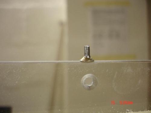 Tester screw/finished rear window