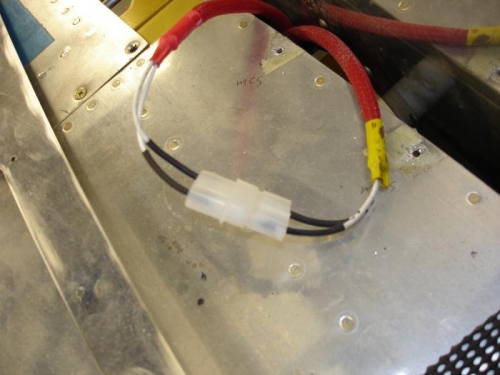 Port wing root connector