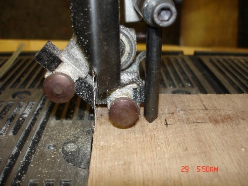 Used this circle cutting attachment on my band saw to make a plug for lining up the snorkel to servo