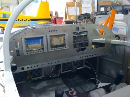 radio rack and mockup efis
