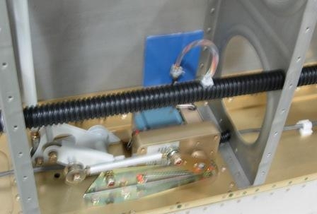 AP Roll Servo and conduit