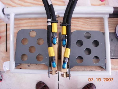 New cylinders with test lines