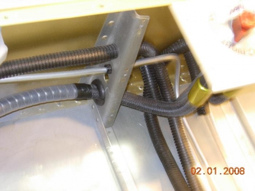 Kickplate Bracket Passthrough